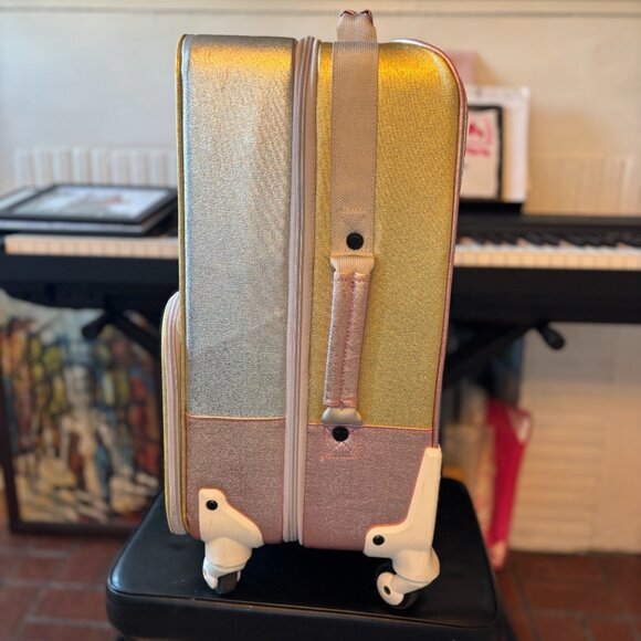 Gently Used: State-Logan Carry On - Picture 7 of 12